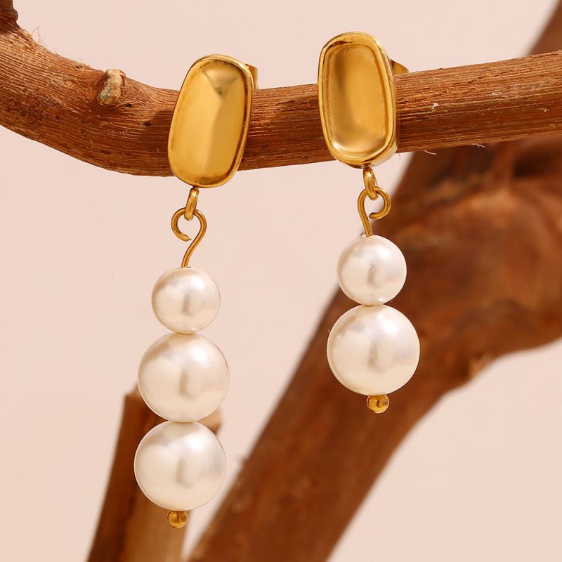 Asymmetric Pearl Earrings - Gold Stainless Steel Gold-plated Asymmetric Pearl Earrings