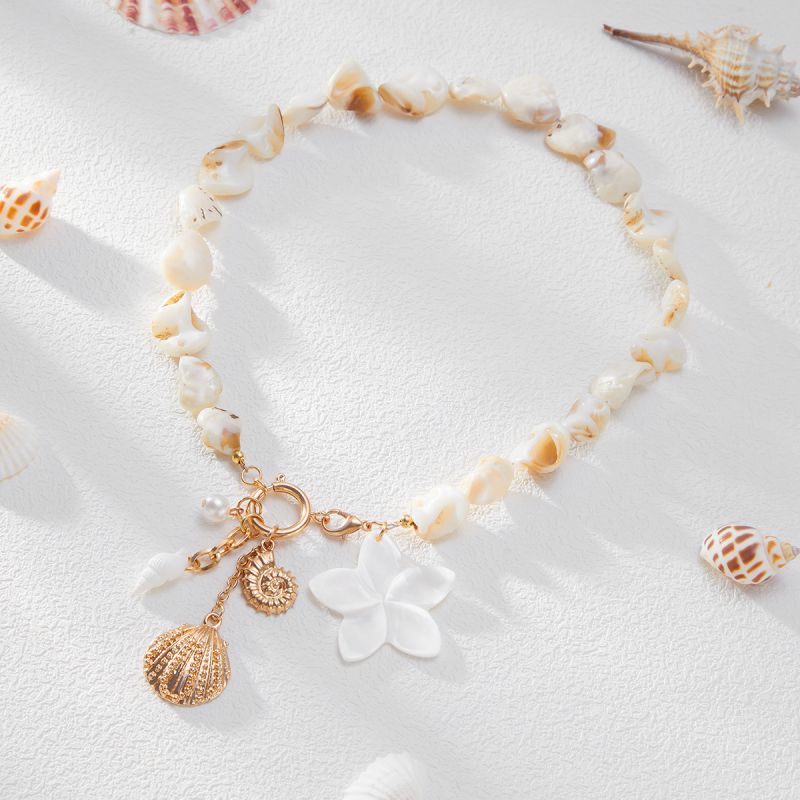 01 Gold Necklace Alloy Irregular Beaded Shell Flower Necklace