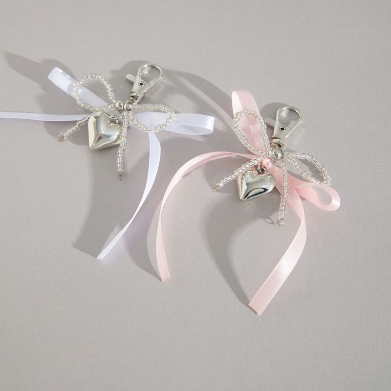 White K Suit Alloy Bow Ribbon Pendant Keychain