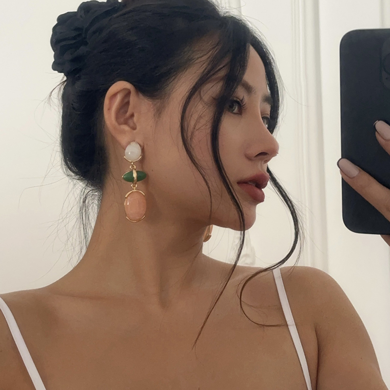 Gold Resin Oval Earrings