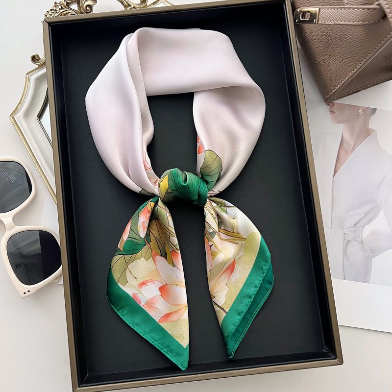 1# Green Polyester Printed Square Scarf