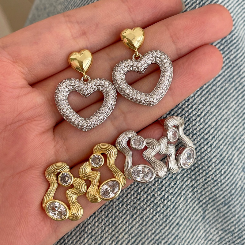 Gold And Silver Copper Inlaid Zircon Color Matching Heart Earrings