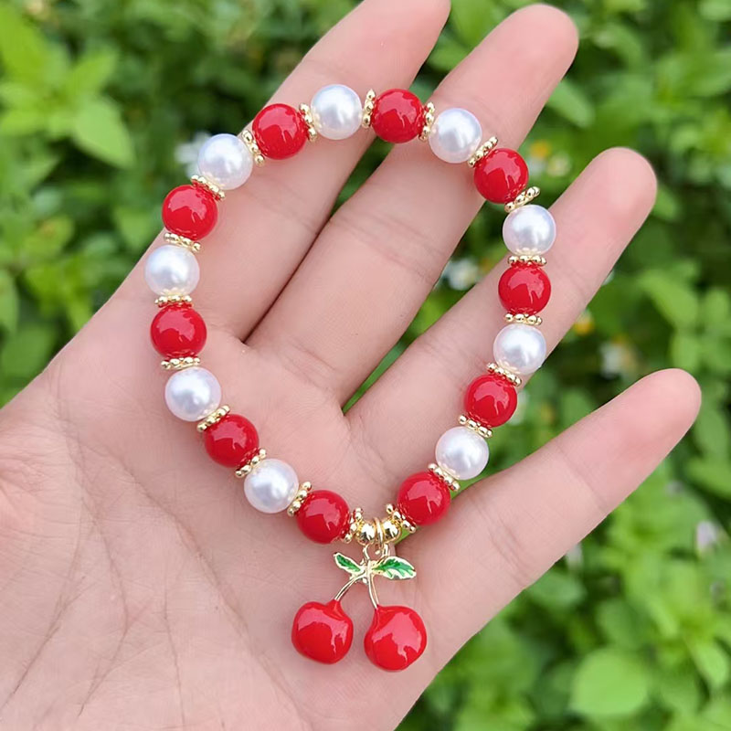 Pulsera De Cerezas Con Cuentas De Perla Dorada Y Bañada En Cobre