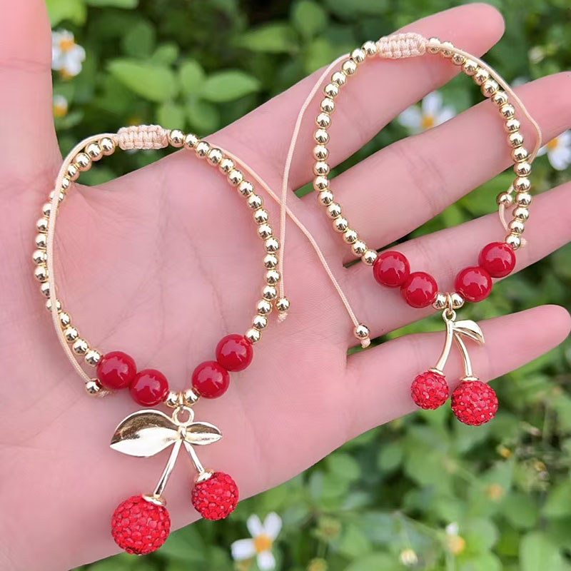 Pulsera De Cerezas Con Cuentas De Cobre Bañadas En Oro