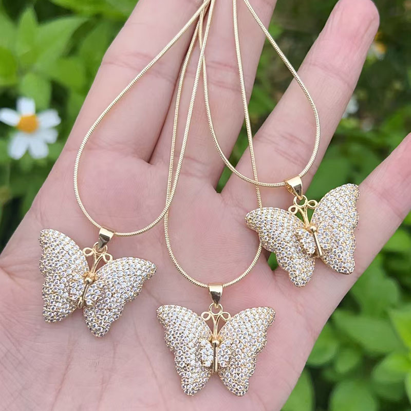 Collar De Mariposa Bañado En Oro Y Diamantes De Cobre