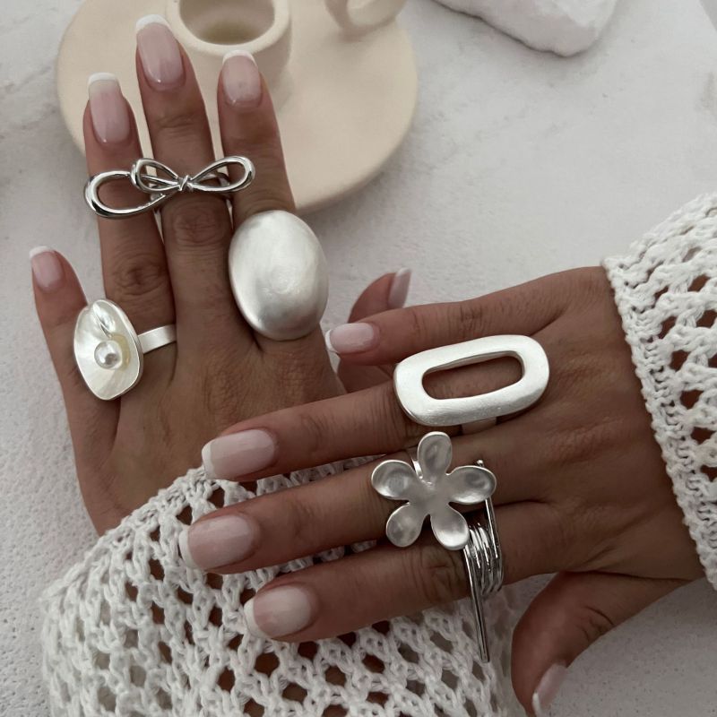 Ring 1 Alloy Oval Ring