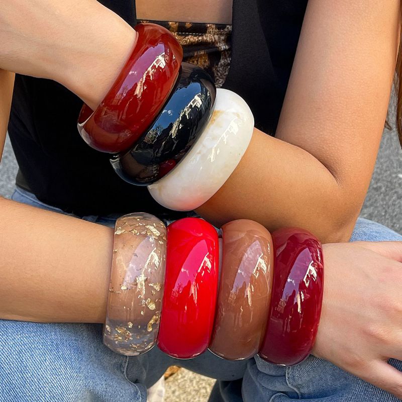 Red Resin Round Bracelet