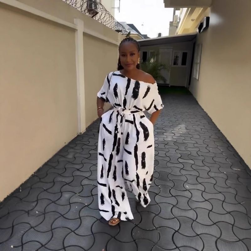 White Boat Neck Printed Short-sleeved Jumpsuit