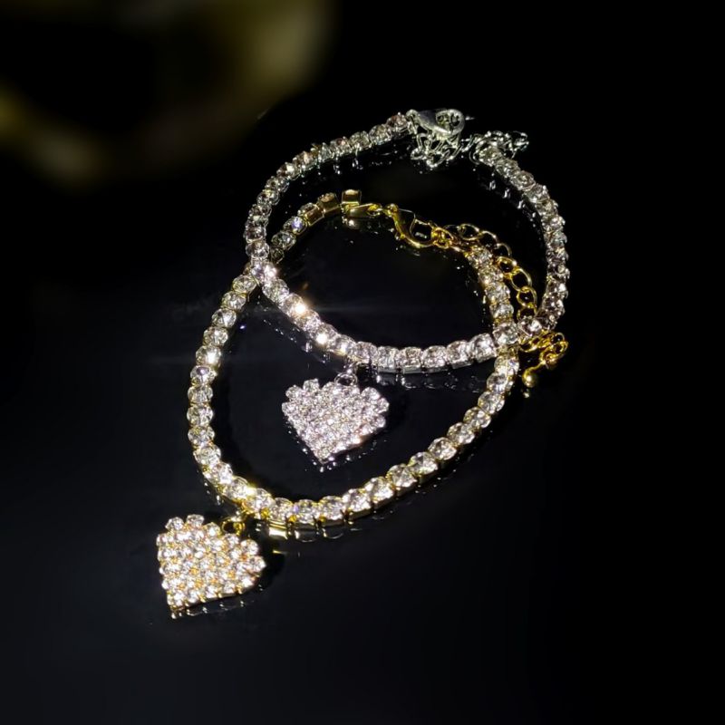 Tobillera De Metal Con Corazón De Diamantes