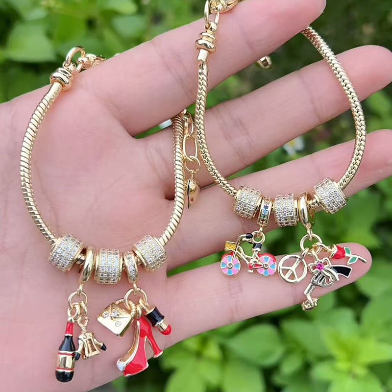Pulsera Multielemento De Diamantes Bañada En Oro Y Cobre