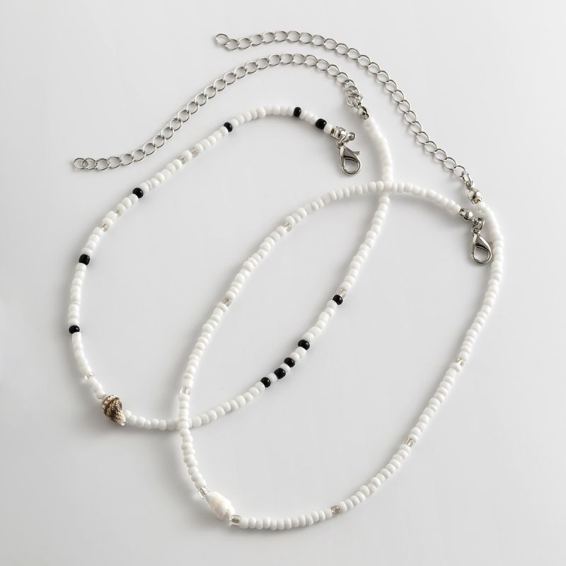 Color Mixing Rice Beaded Conch Necklace