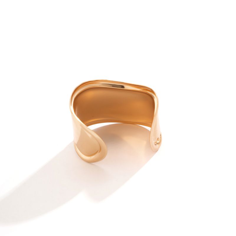 Bracelet 1 Metal Smooth Irregular Bracelet