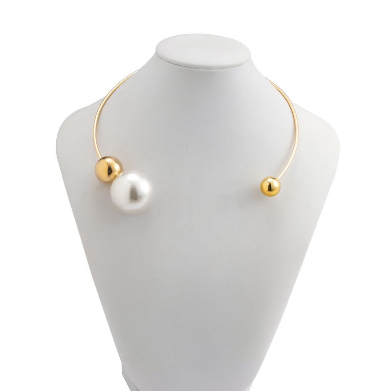 Gold Metal Pearl Hoop Necklace