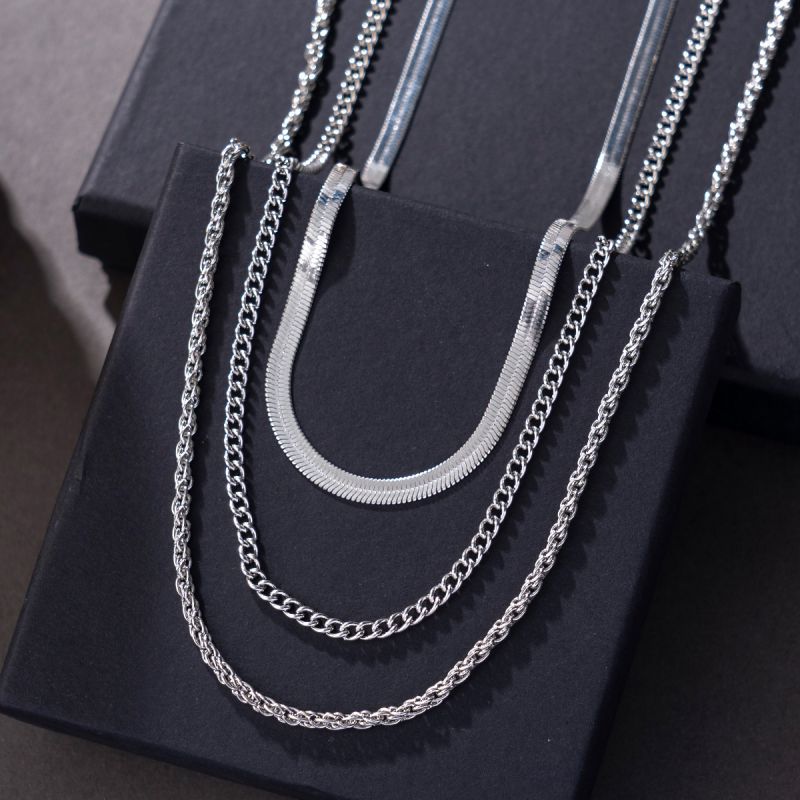 Collar De Hojas Con Cuentas Redondas Y Cadena Torcida De Varias Capas