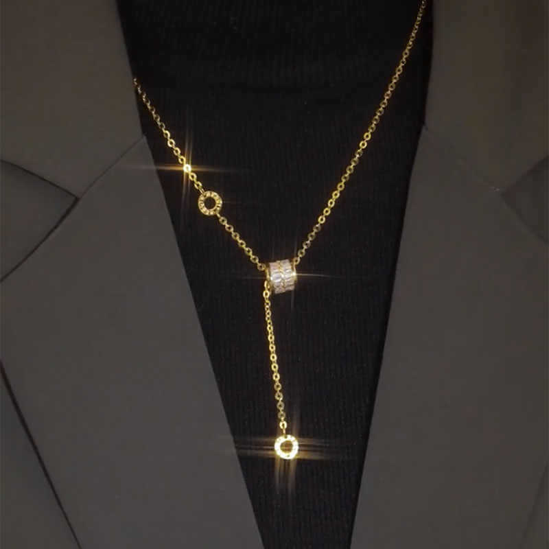 Collar Con Anillo De Diamantes De Acero De Titanio