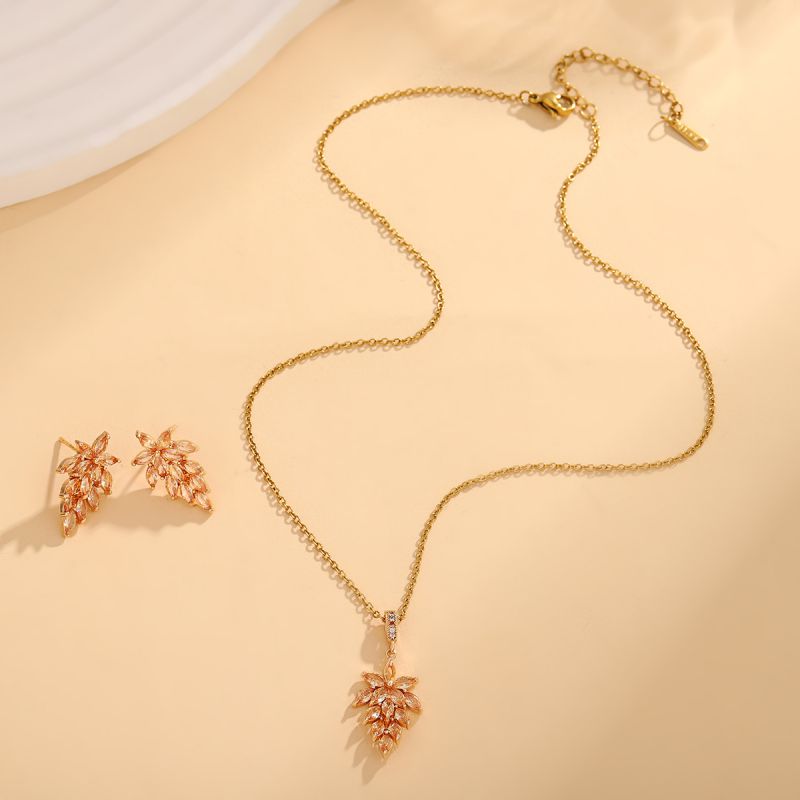Conjunto De Collar Y Pendientes Con Hojas Y Flores De Cobre Y Diamantes