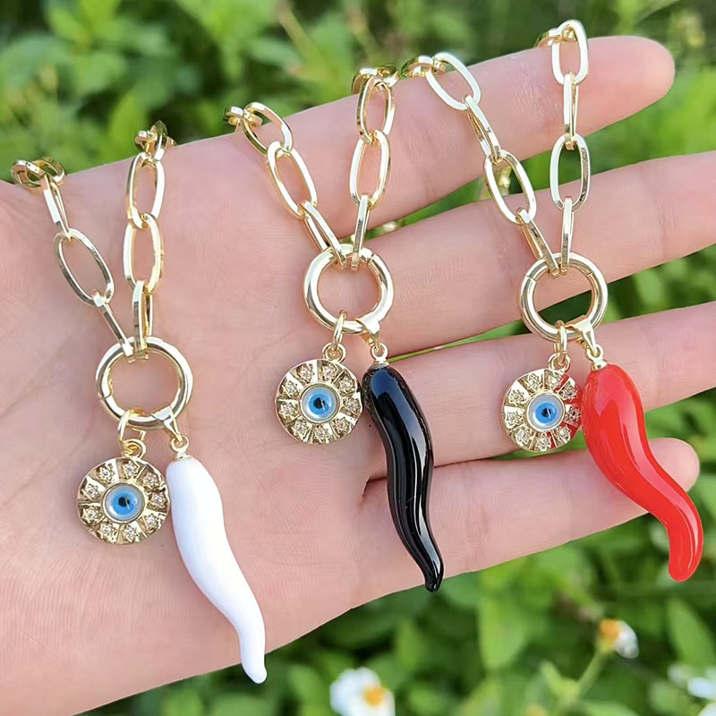 Collar De Chile Con Ojo De Diamante Bañado En Oro Y Cobre