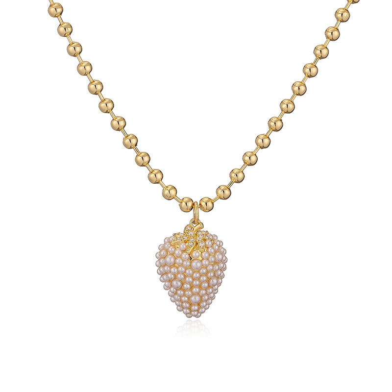 Collar De Fresas Con Perlas De Cobre