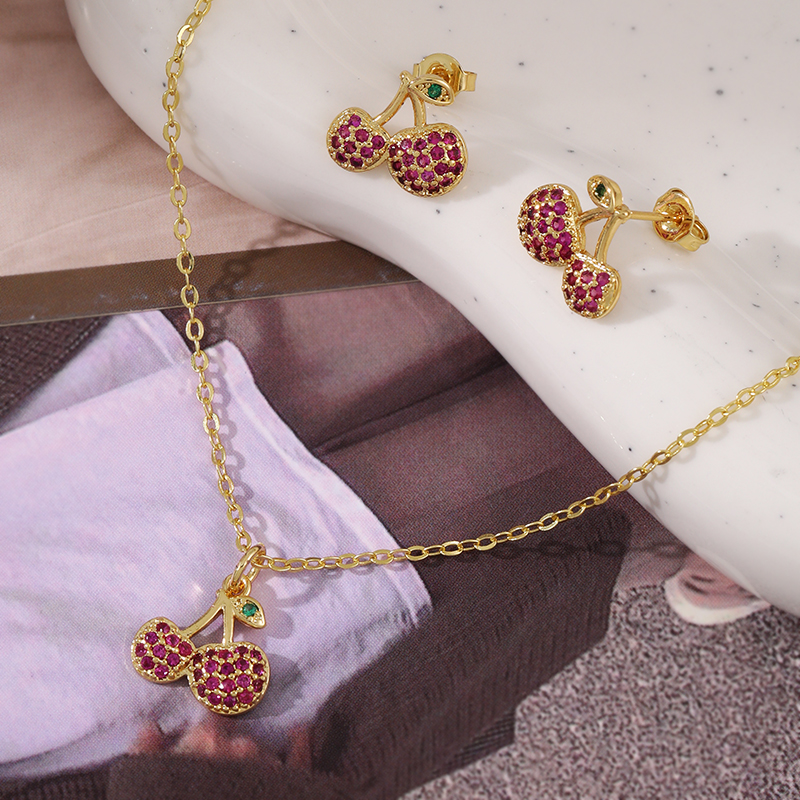 Gold 1 Copper And Zircon Cherry Necklace