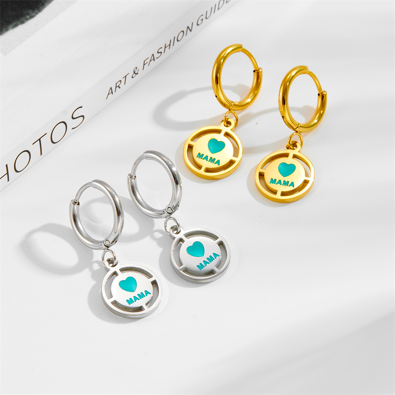 Pendientes Redondos Con Letras De Acero Y Titanio
