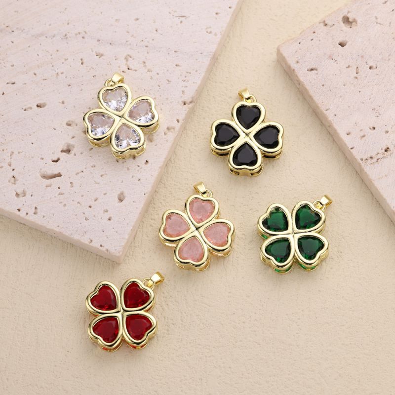Colgante De Pétalos De Cobre Bañado En Oro Y Diamantes (sin Cadena)
