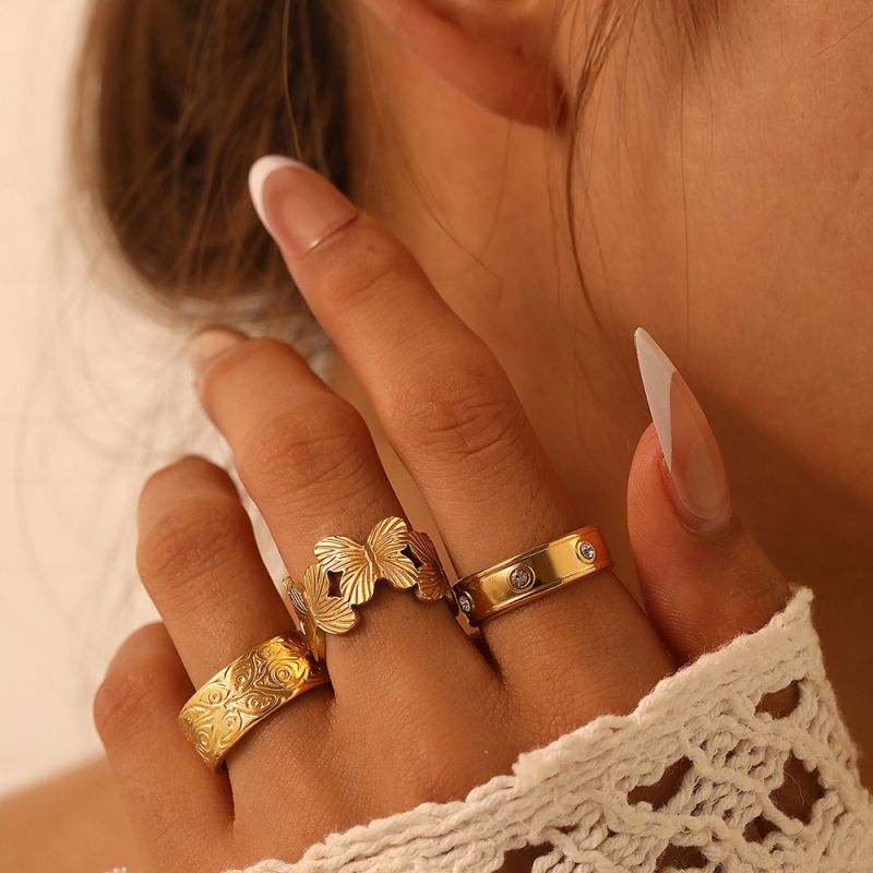 Silver Stainless Steel Diamond Butterfly Texture Round Ring Set