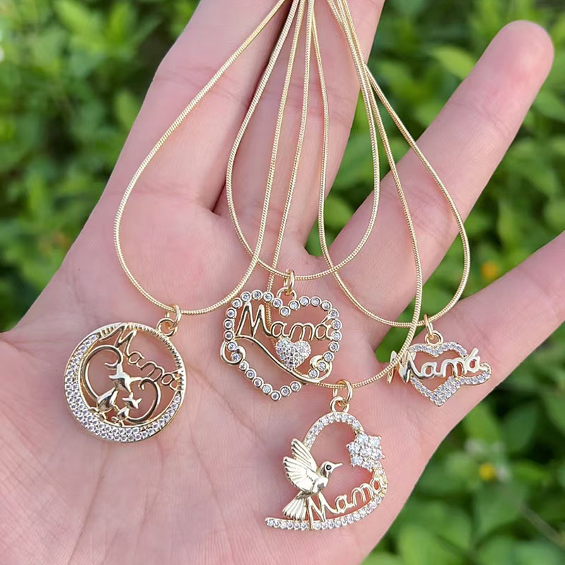 Collar Con Letra Del Día De La Madre Bañado En Cobre Oro Y Diamantes
