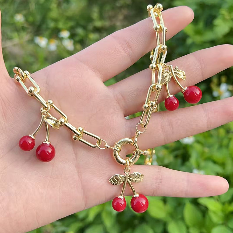 Collar De Cerezas De Cobre Bañado En Oro
