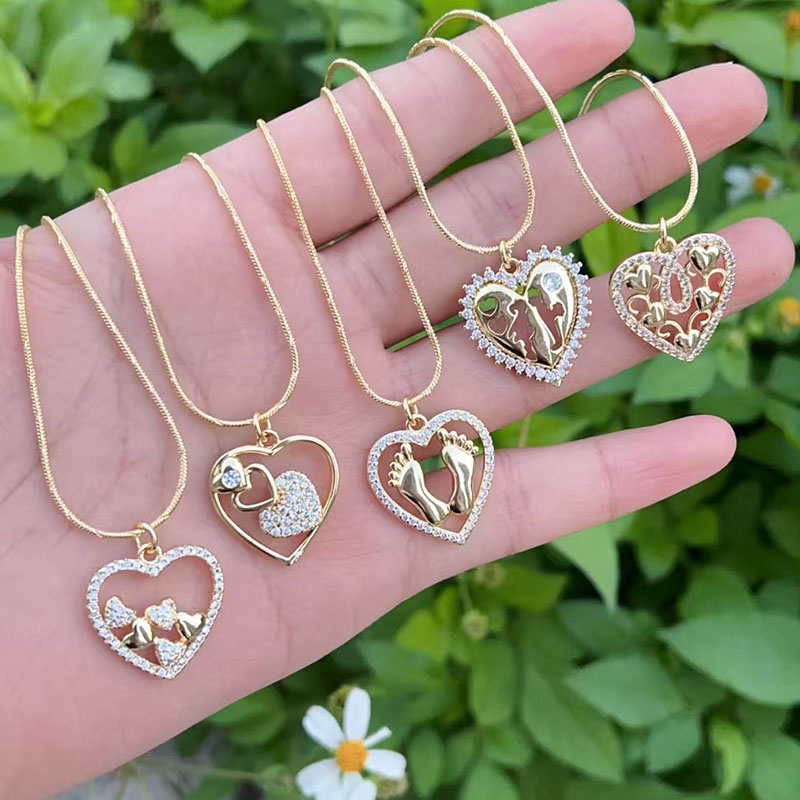 Collar De Corazón De Oro Bañado En Cobre Con Diamantes