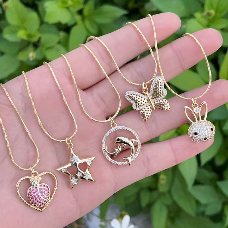 Collar Con Colgante De Mariposa Conejo Estrella De Cinco Puntas Corazón De Diamante Y Oro Bañado En Cobre