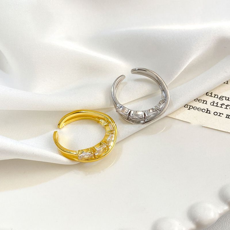 Platinum Silver Round Diamond Ring
