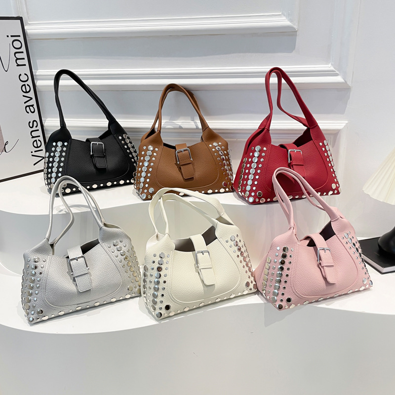 Bolso De Hombro De Gran Capacidad Con Remaches De Pu