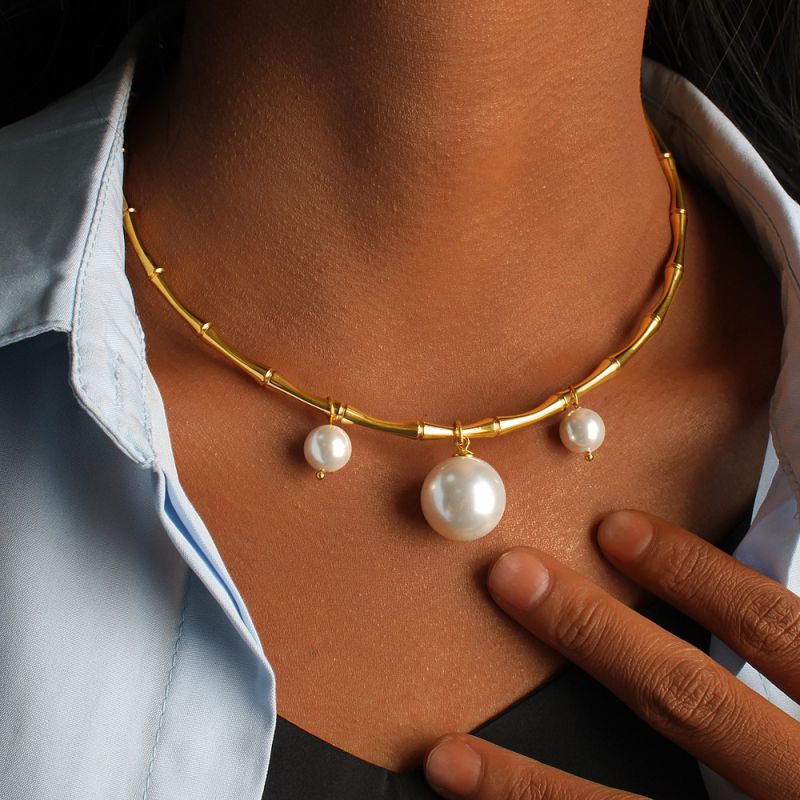 Silver Stainless Steel Pearl Round Collar