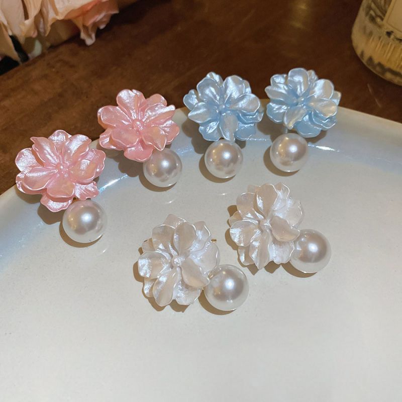 White-flower Pearl Resin Flower Pearl Earrings