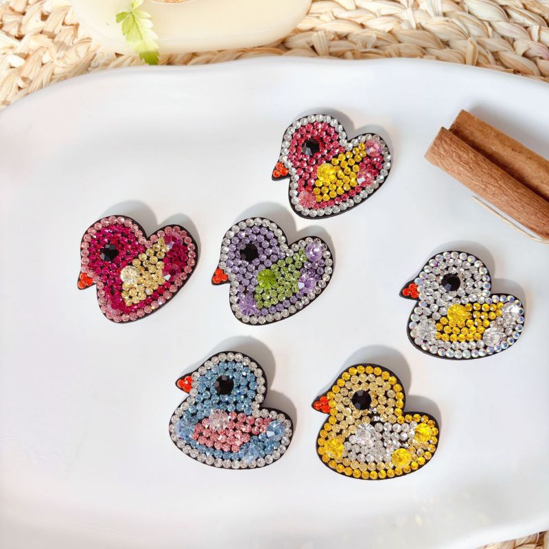 Yellow And White Rhinestone Duck Hairpin