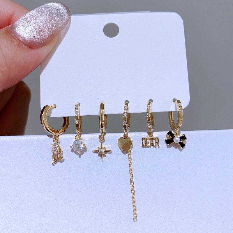 Conjunto De Pendientes Con Lazo De Flor Y Corazón De Diamantes De Cobre