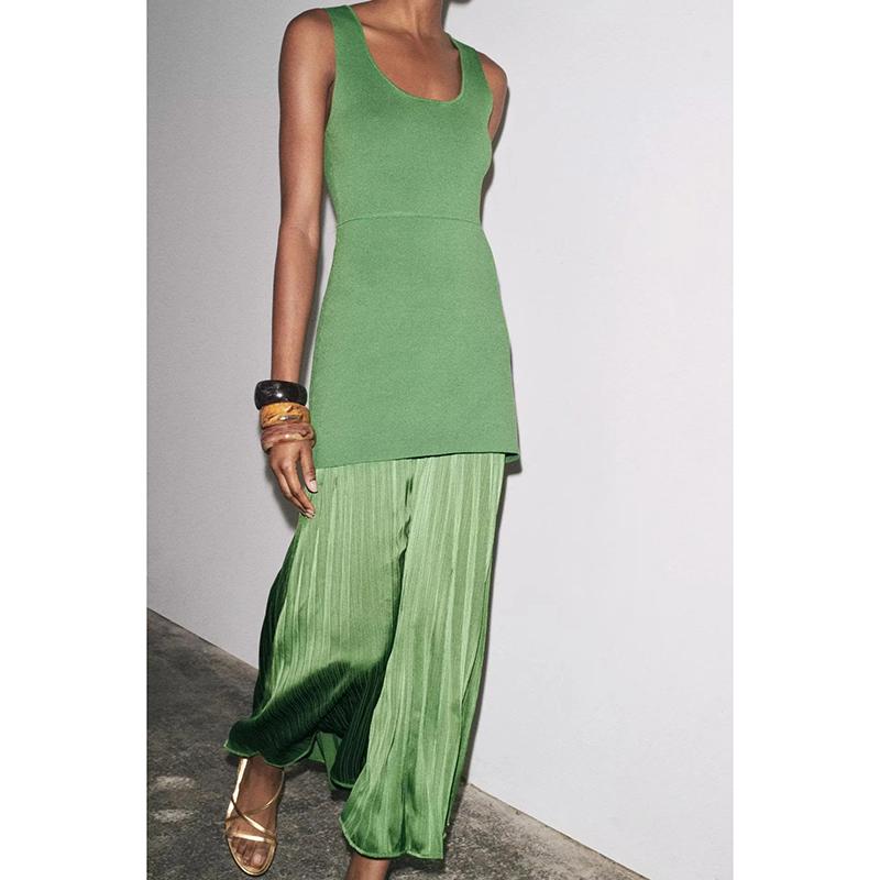 Green Blended Pleated Panelled Long Skirt