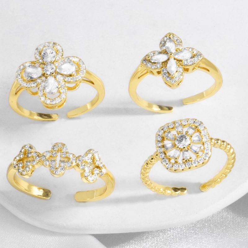 Anillo De Pétalos De Cobre Bañado En Oro Y Diamantes