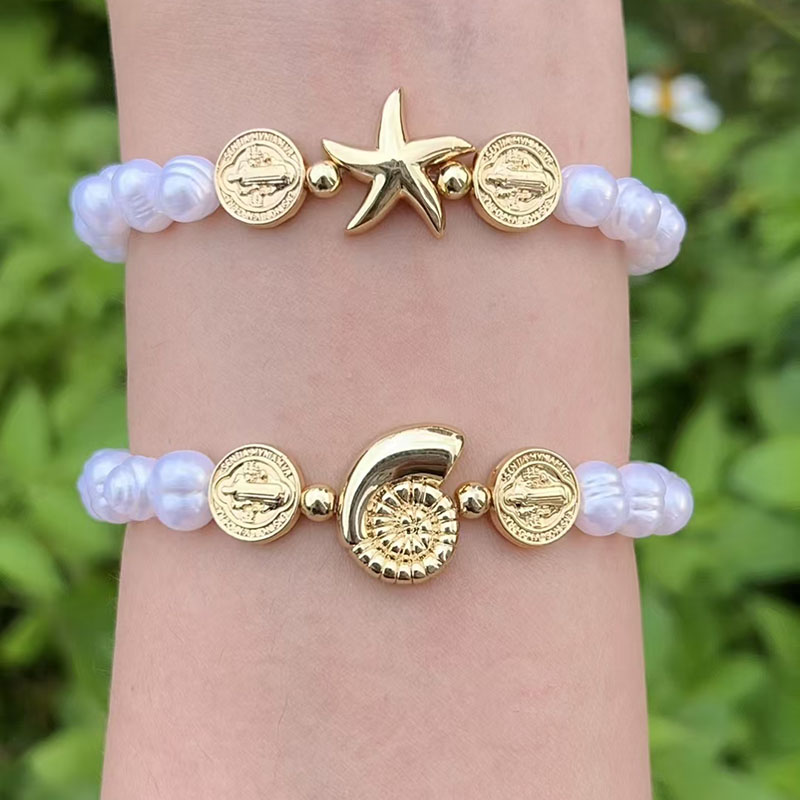 Pulsera De Estrellas De Mar Y Caracolas Con Cuentas De Perla Bañadas En Oro Y Cobre
