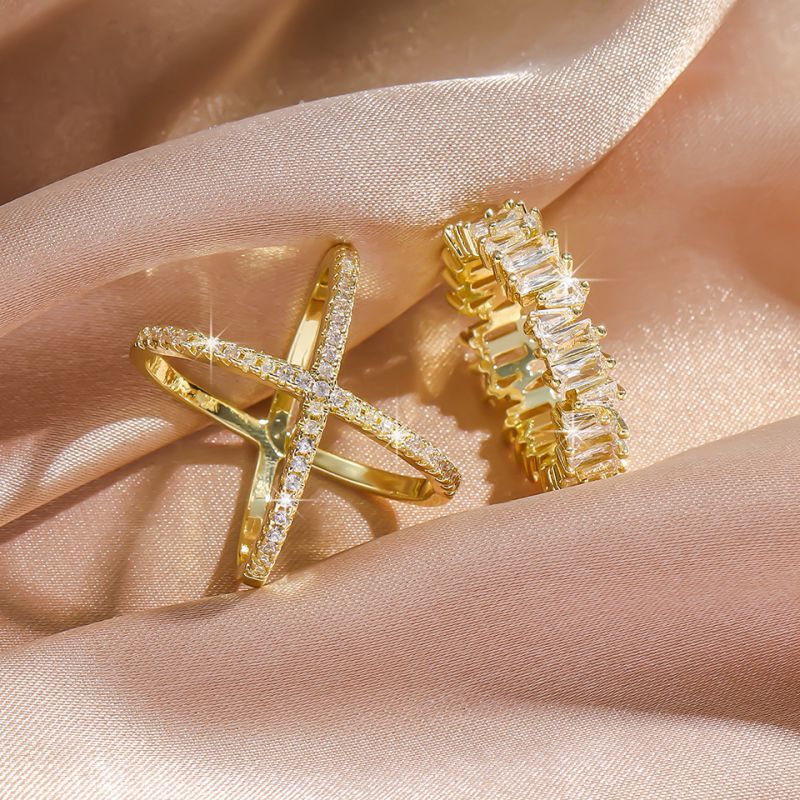 Juego De Anillos De Cobre Con Cruz De Diamantes