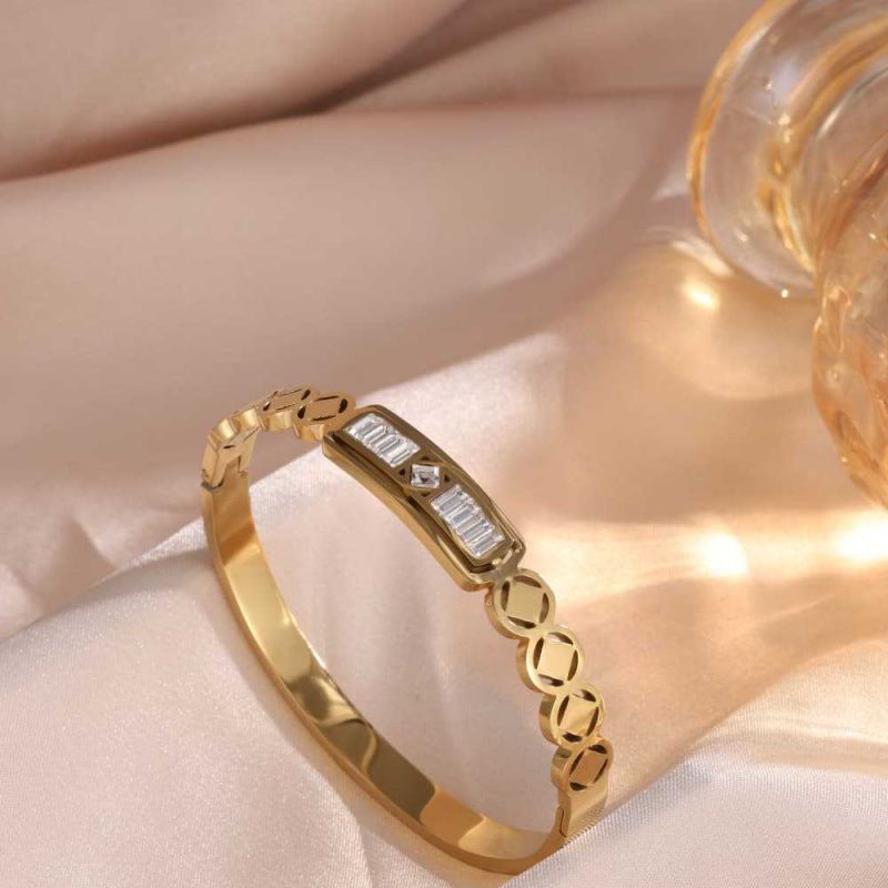 Pulsera Redonda De Acero Inoxidable Con Diamantes