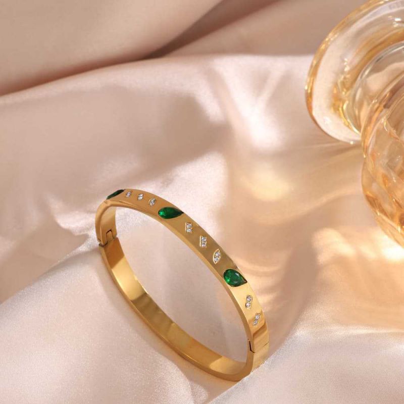 Pulsera Redonda De Acero Inoxidable Con Diamantes