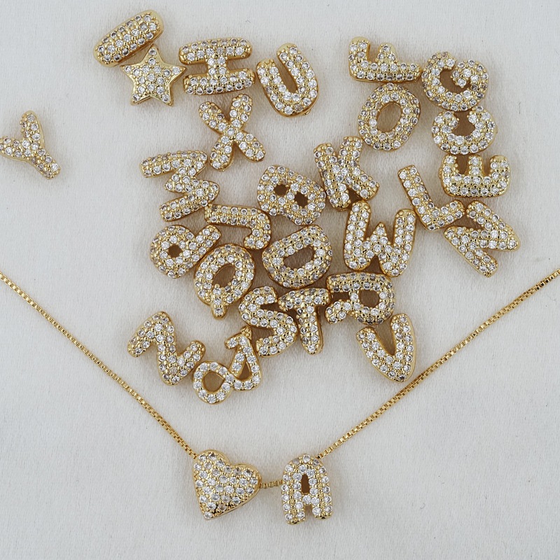 Collar Con Colgante De 26 Letras De Circonita Bañado En Oro Y Cobre (con Broche)