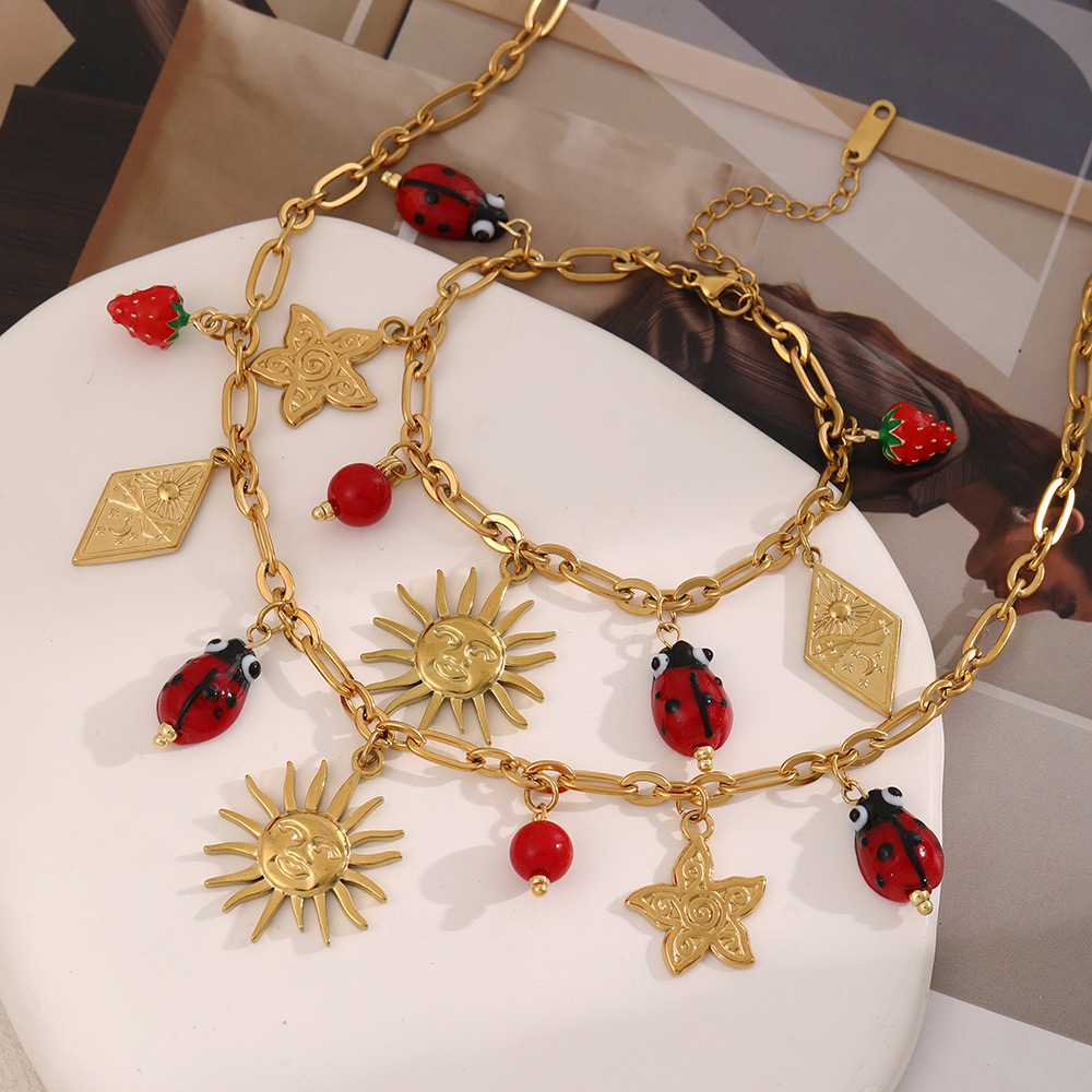 Collar De Mariquita Con Aceite De Gota De Sol De Acero De Titanio