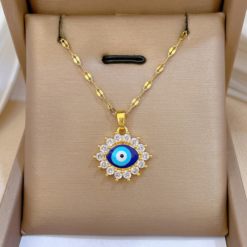 Collar De Acero Inoxidable Con Ojo De Diamante