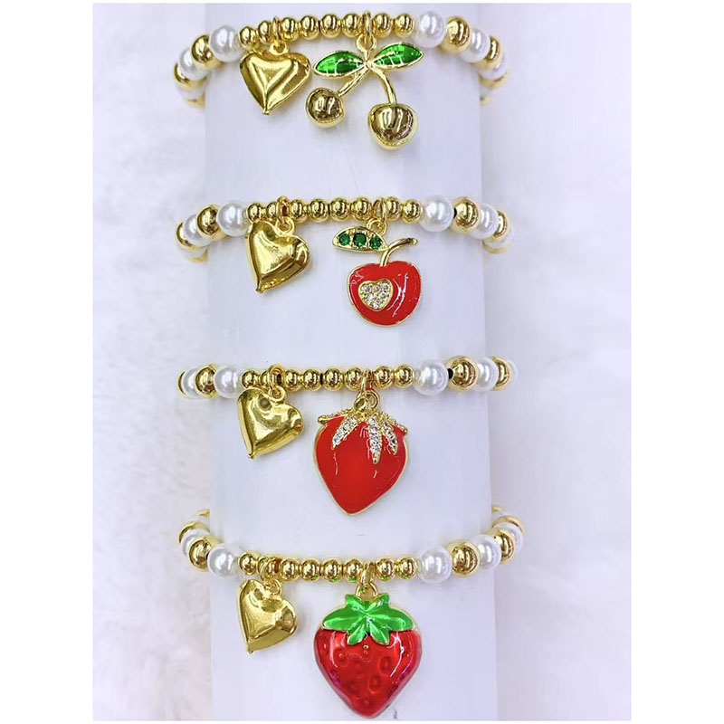 Pulsera De Cobre Bañada En Oro Con Forma De Corazón De Perla Y Fresa Y Cereza