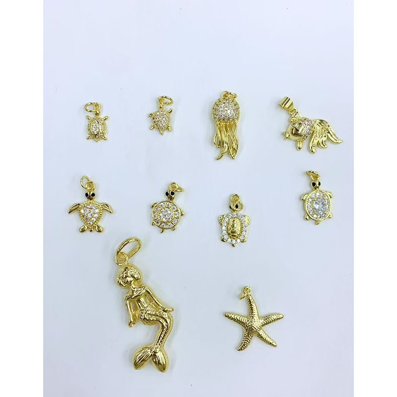 Colgante De Estrella De Mar Medusa Tortuga Y Diamante Bañado En Oro Y Cobre (sin Cadena)