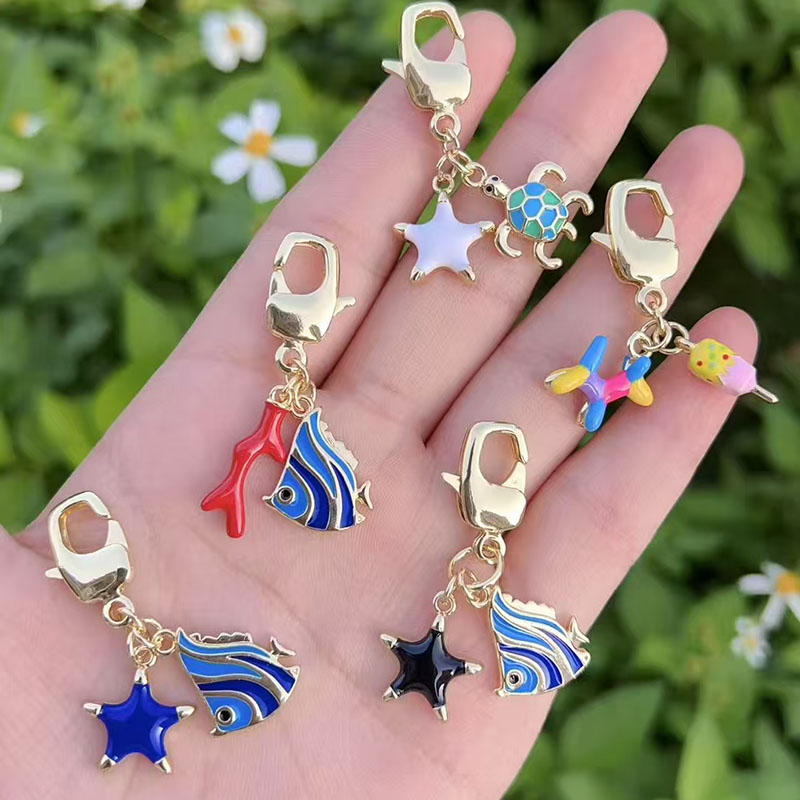 Accesorios De Cobre Bañados En Oro De Estrella De Mar Tortuga Globo Perro Y Pez (sin Cadena)