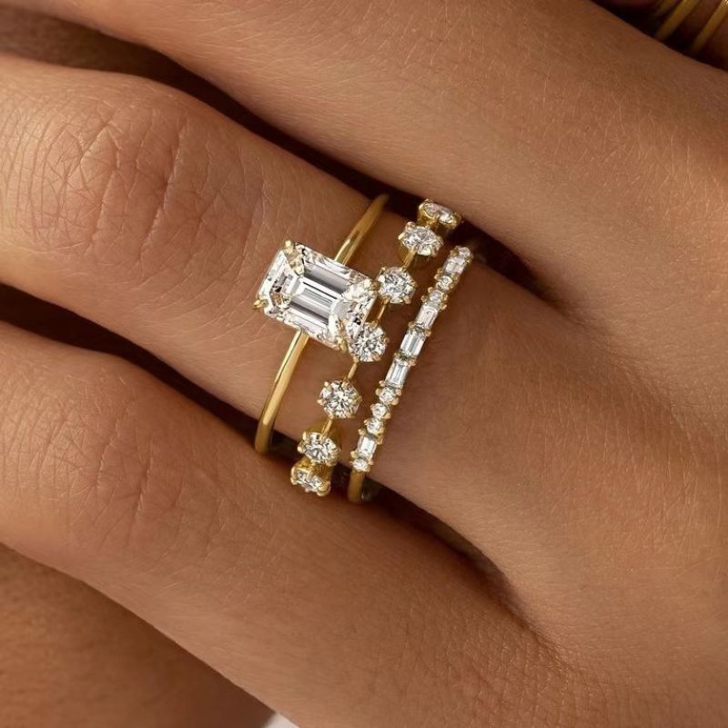 Juego De Anillos Cuadrados De Aleación Con Diamantes