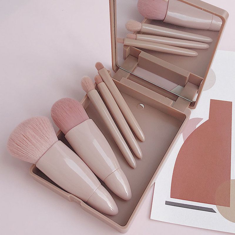 Juego De 5 Brochas De Maquillaje En Estuche Con Espejo